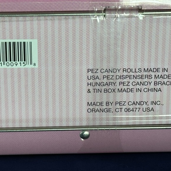 Hello Kitty & My Melody Pez, Sanrio, metal lunchbox style container New/unopened - Picture 11 of 15